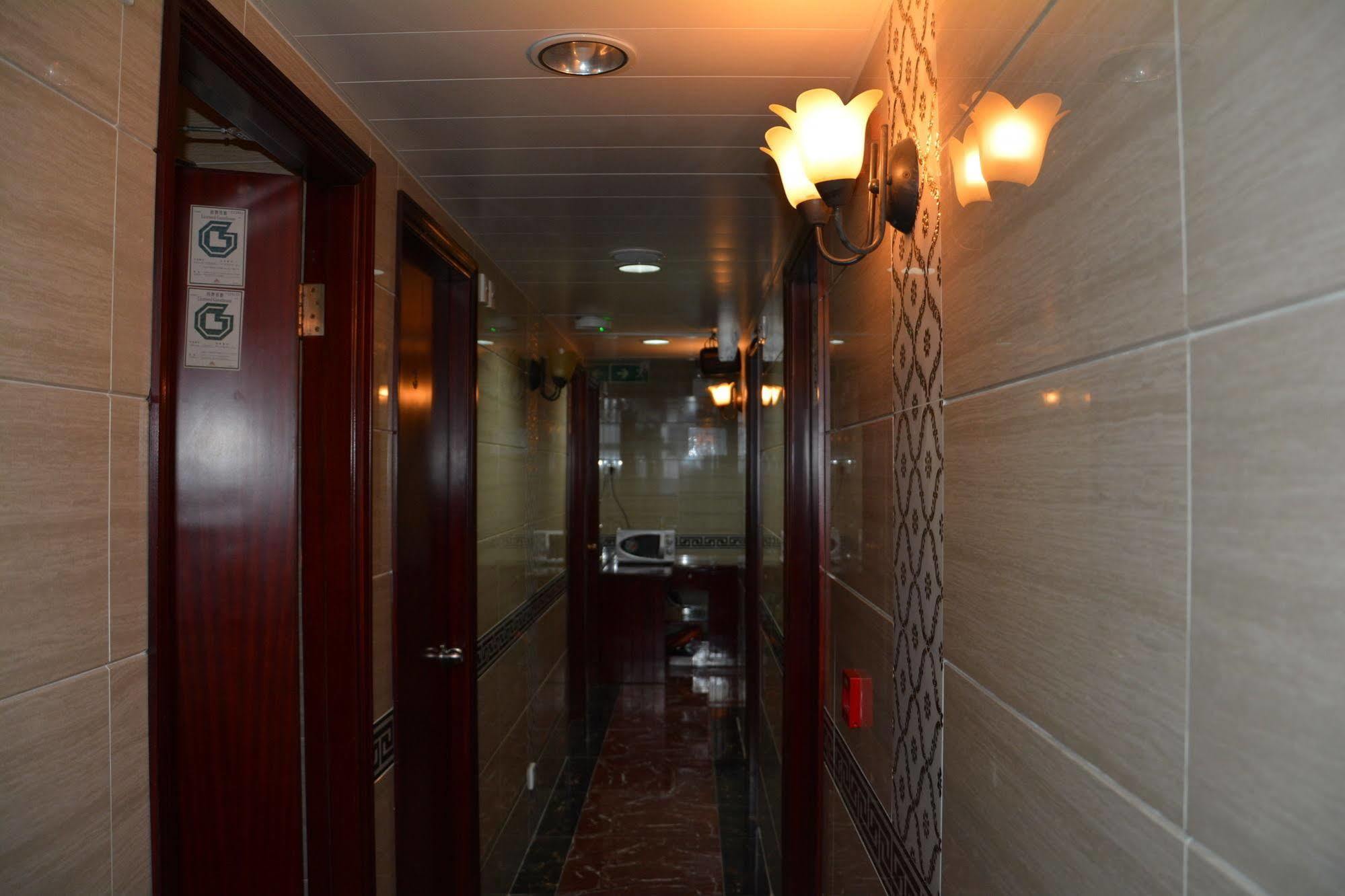 Everest Base Camp Hostel Hong Kong Dış mekan fotoğraf
